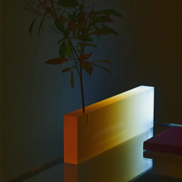 Lampada da tavolo di design in cristallo acrilico Experiment E02 di Vesta