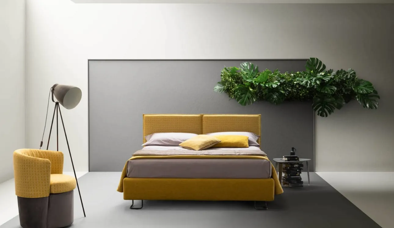 Letto imbottito in tessuto Twist di Bside
