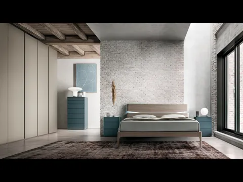 Letto matrimoniale finitura Matwood Grey con testiera Grecale di SantaLucia