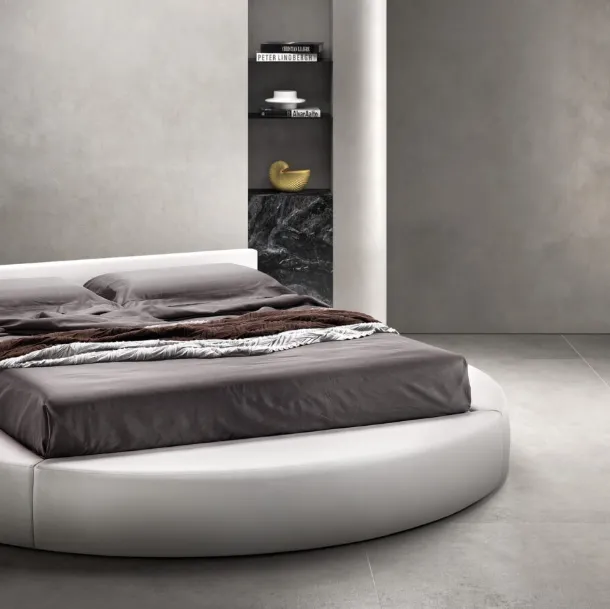 Letto rotondo in tessuto imbottito Natural di Bside