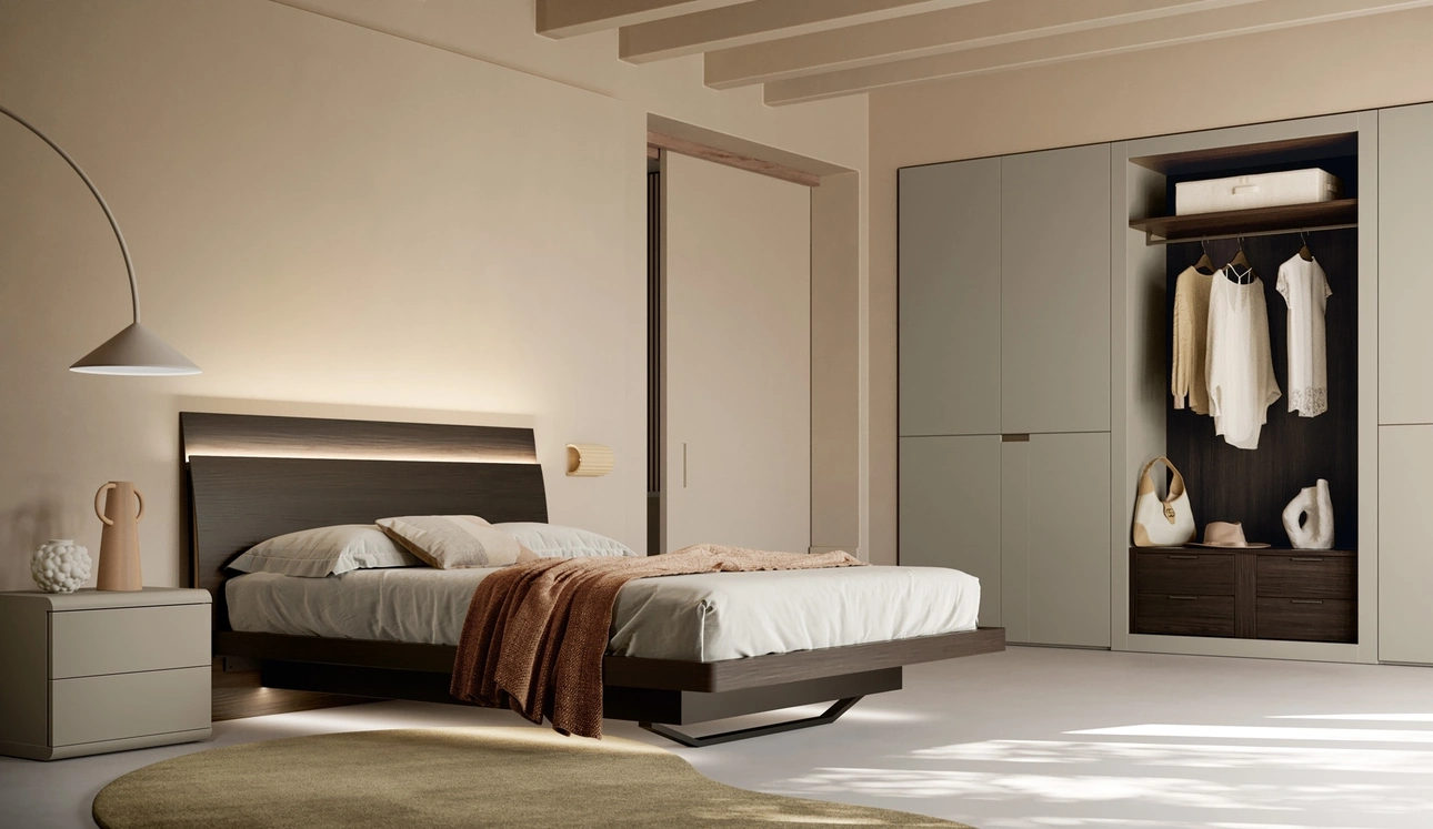 Letto con testiera doppia Lotus di SantaLucia