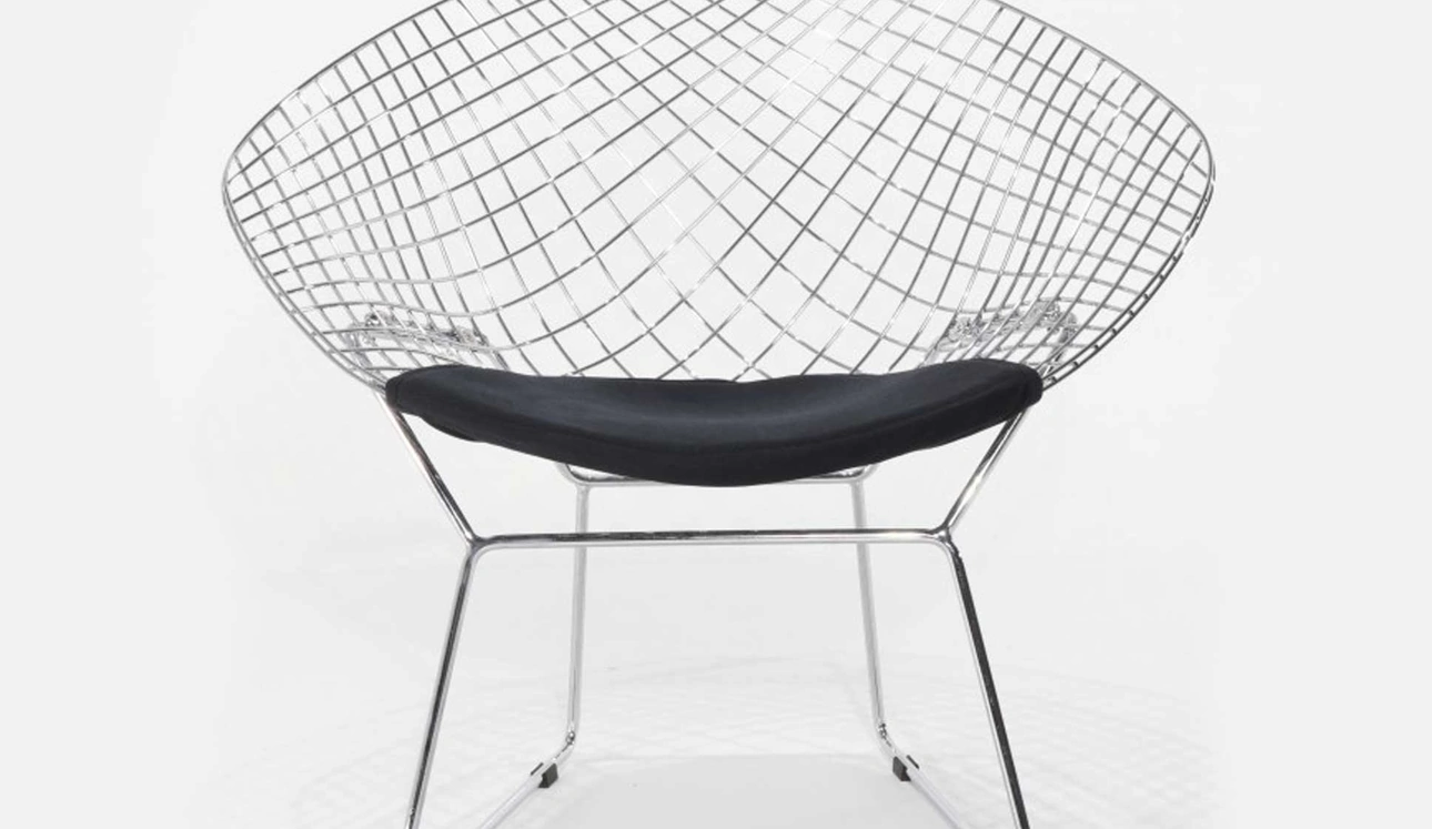 Poltroncina Asia in tondino di metallo di Sigerico