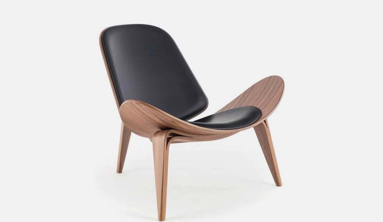 Poltrona Design in legno con seduta in pelle di Sigerico