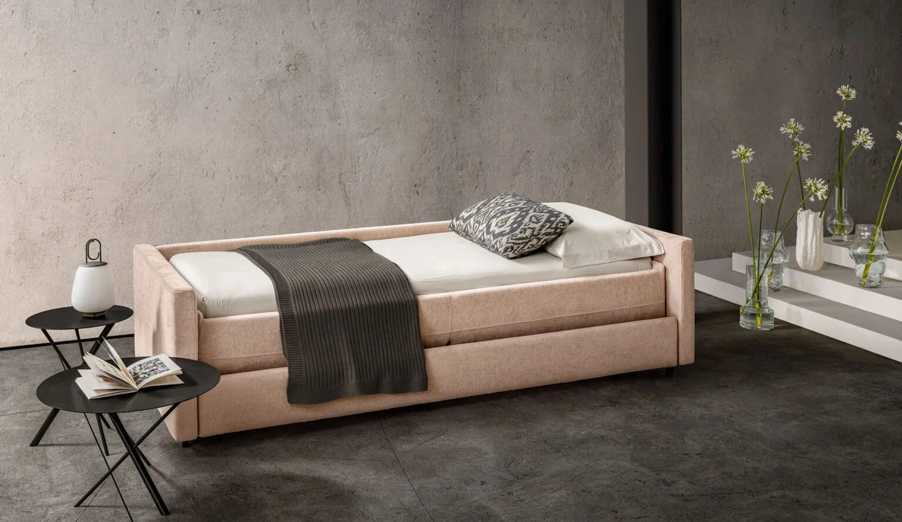Divano Letto trasformabile Below di Samoa