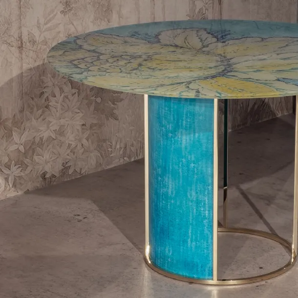 Tavolo rotondo con piano in cristallo stampato con grafica floreale e basamento in metallo King 01 di Migliorino
