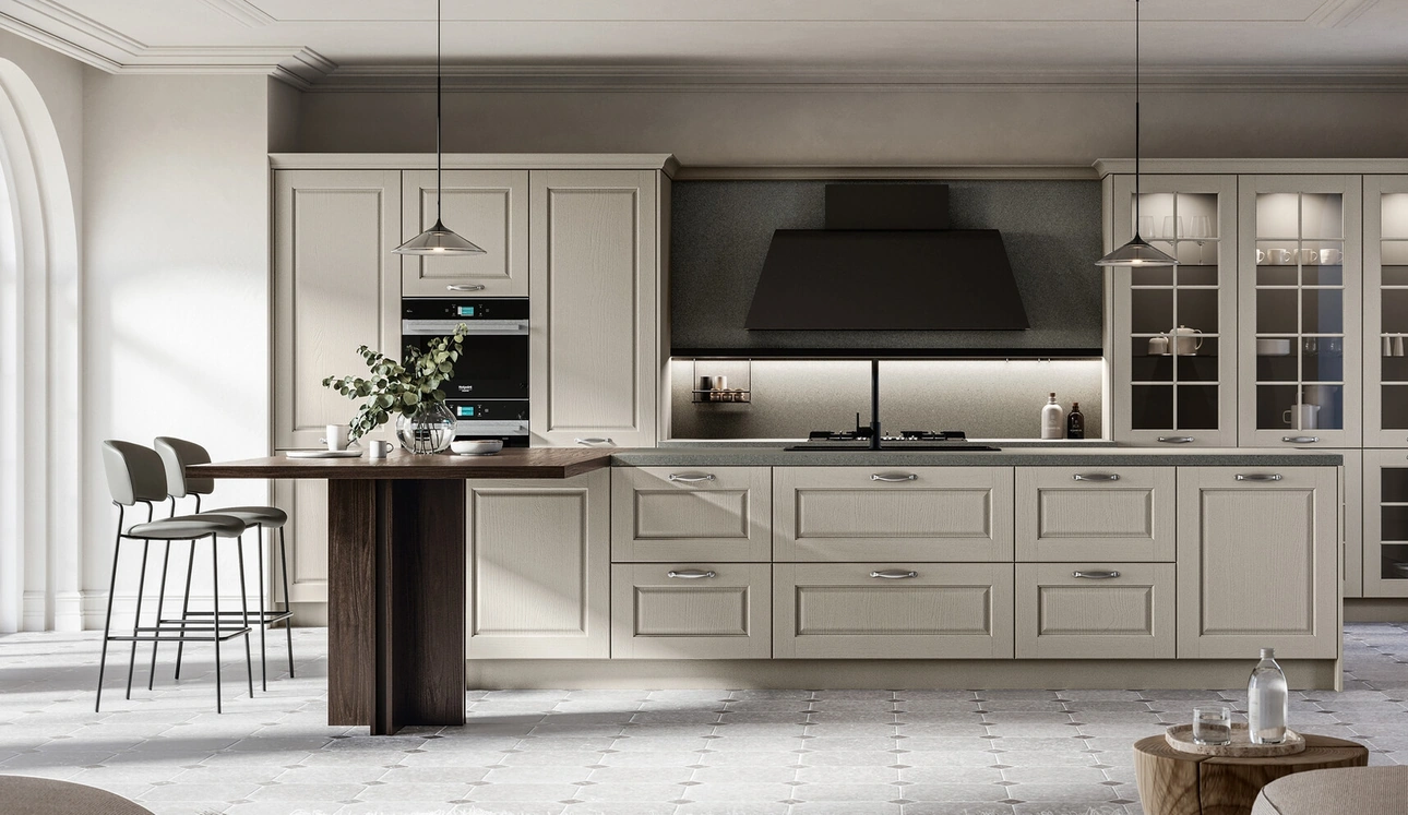 Cucina Classica in laccato a poro aperto con isola Asolo di Arredo3
