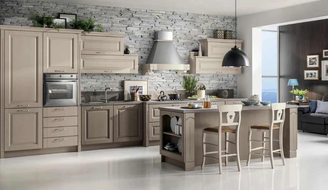 Cucina Classica con isola Bolgheri v01 in Rovere finitura Cuvèe e Soya con top in laminato Pietra Vecchia di Stosa