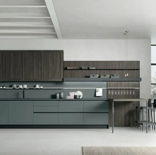 Cucina Moderna con penisola City v04 in Fenix Verde Comodoro e Rovere Cumino di Stosa