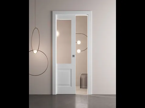 Porta per interni scorrevole Milia in laccato con vetro di Garofoli