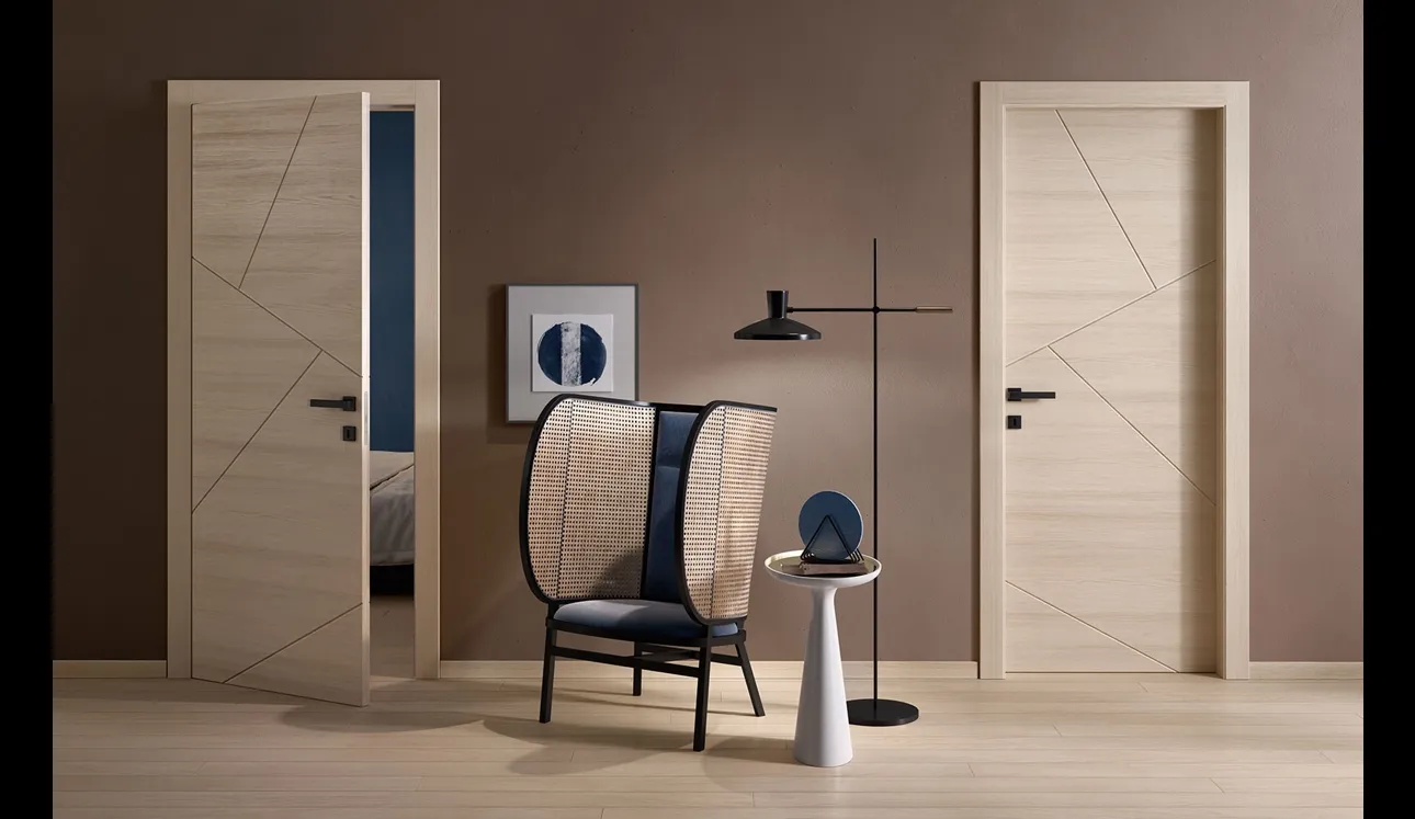 Porta a battente di design in legno con incisioni geometriche Patio di Garofoli