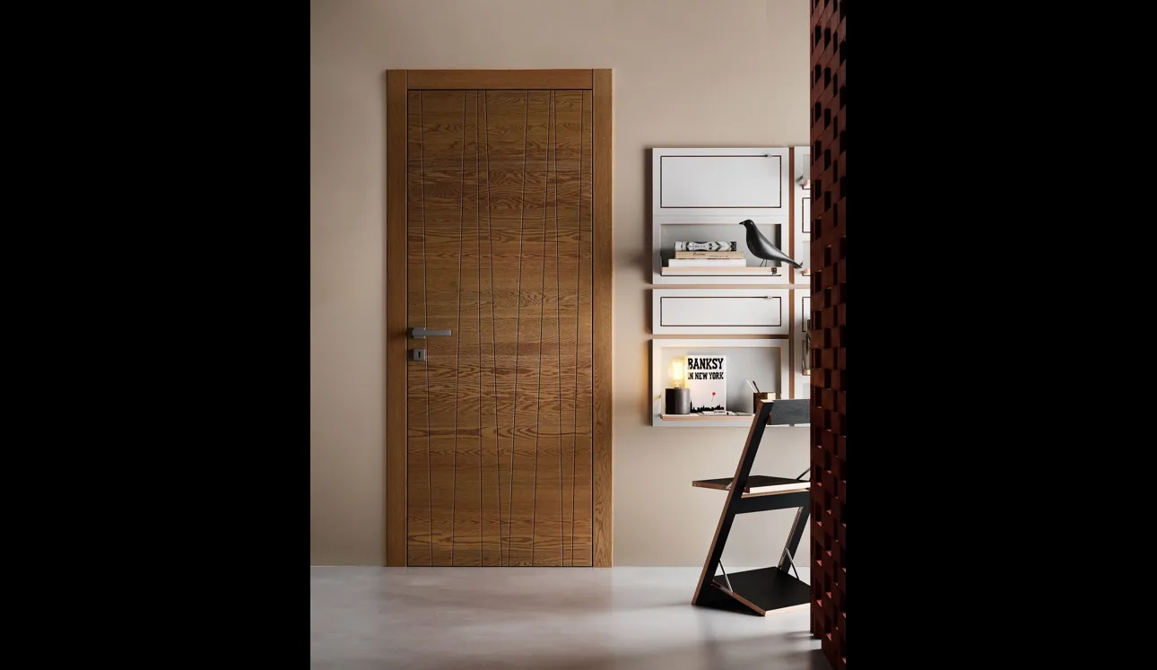 Porta a battente di design in legno con incisioni geometriche Patio di Garofoli