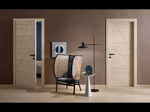 Porta a battente di design in legno con incisioni geometriche Patio di Garofoli
