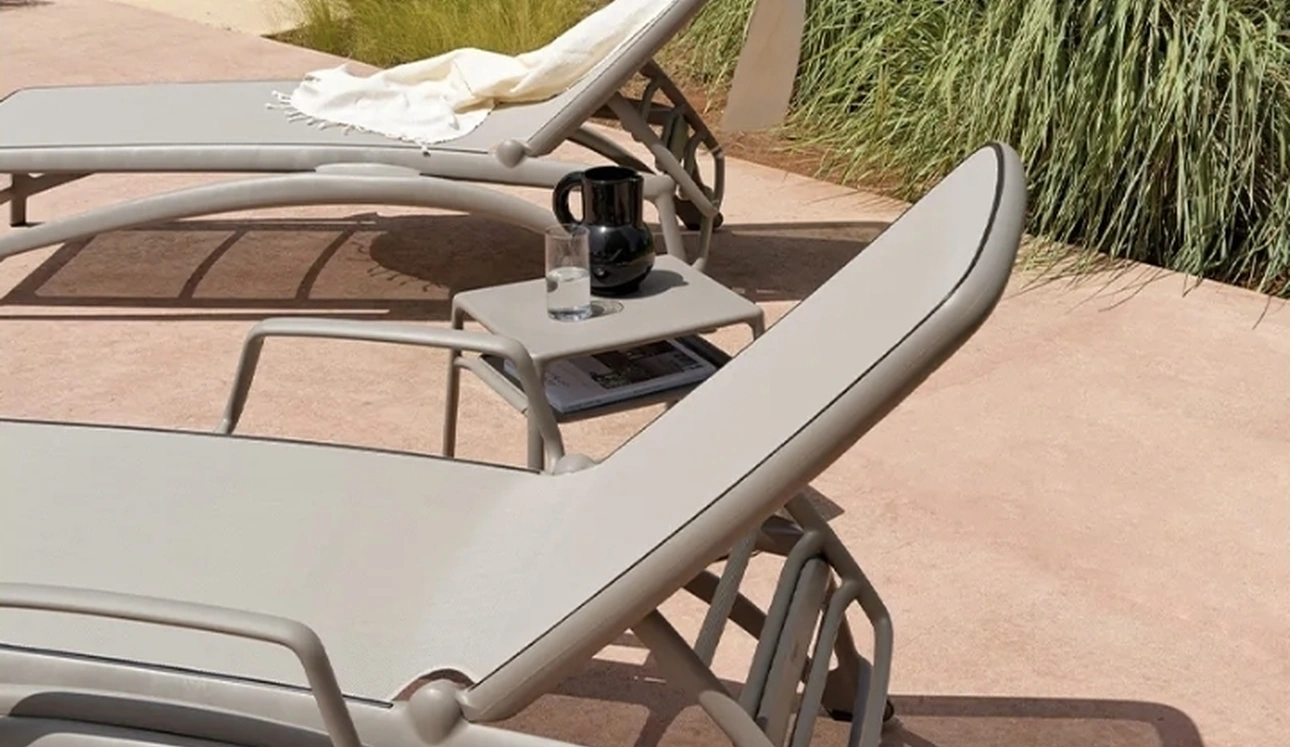 Lettino Prendisole impilabile Atlantico di Nardi