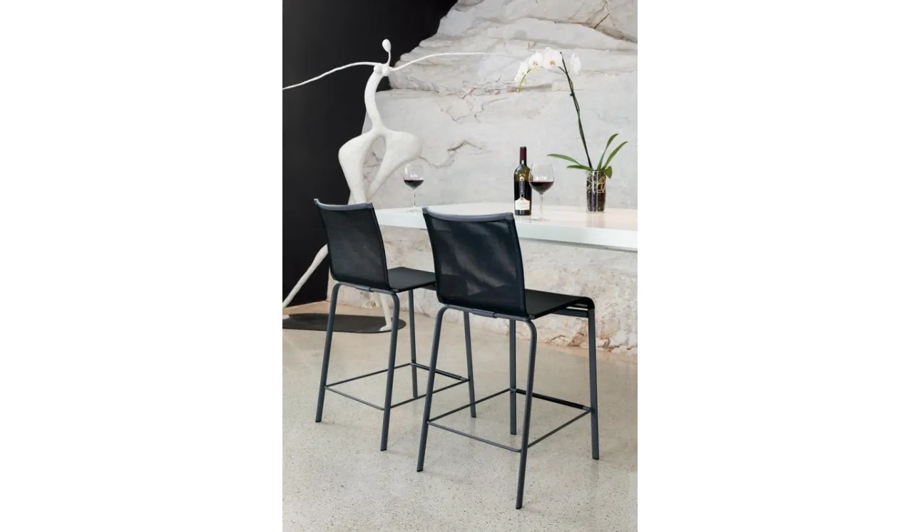 Sgabello da giardino Net SG Outdoor con seduta in Texplast e struttura in acciaio laccato di Bontempi