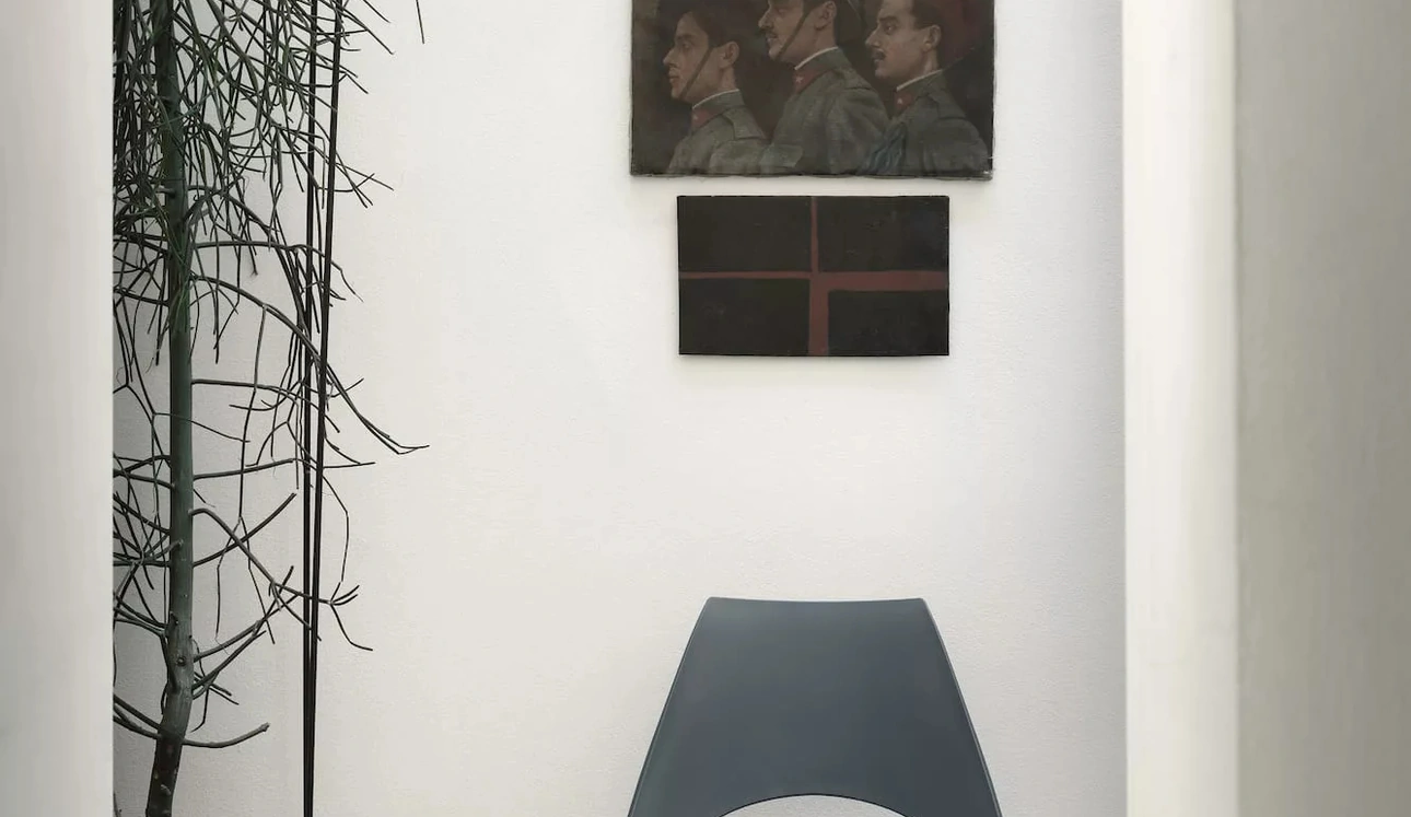 Sedia da giardino Shark Outdoor in polipropilene con gambe in acciaio laccato di Bontempi